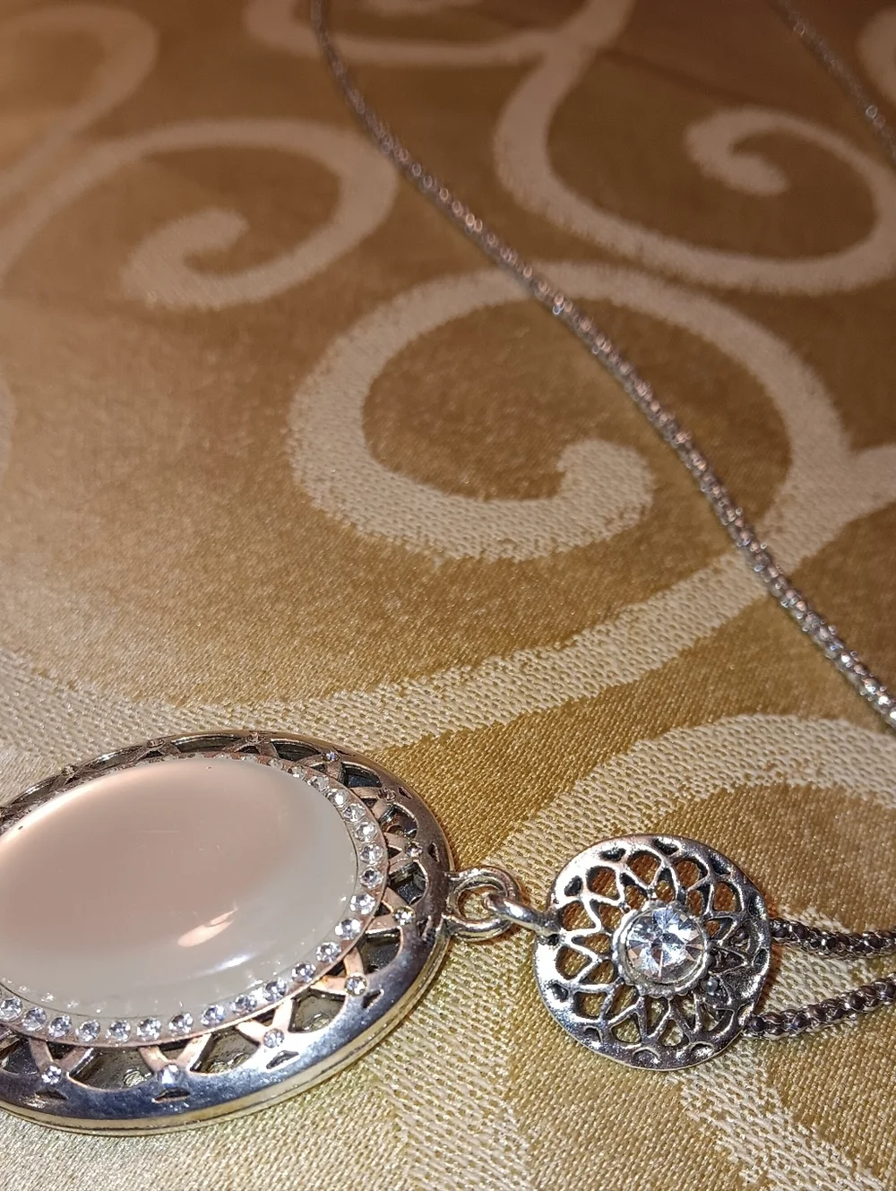 N/A new necklace